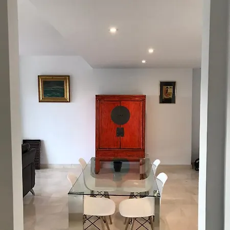Lotus Marco Apartment *